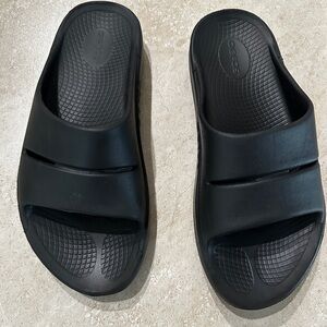Oofos Sport Slide Mens‎ Size 9 Womens 11 Black Oofoam Arch Support Sandals